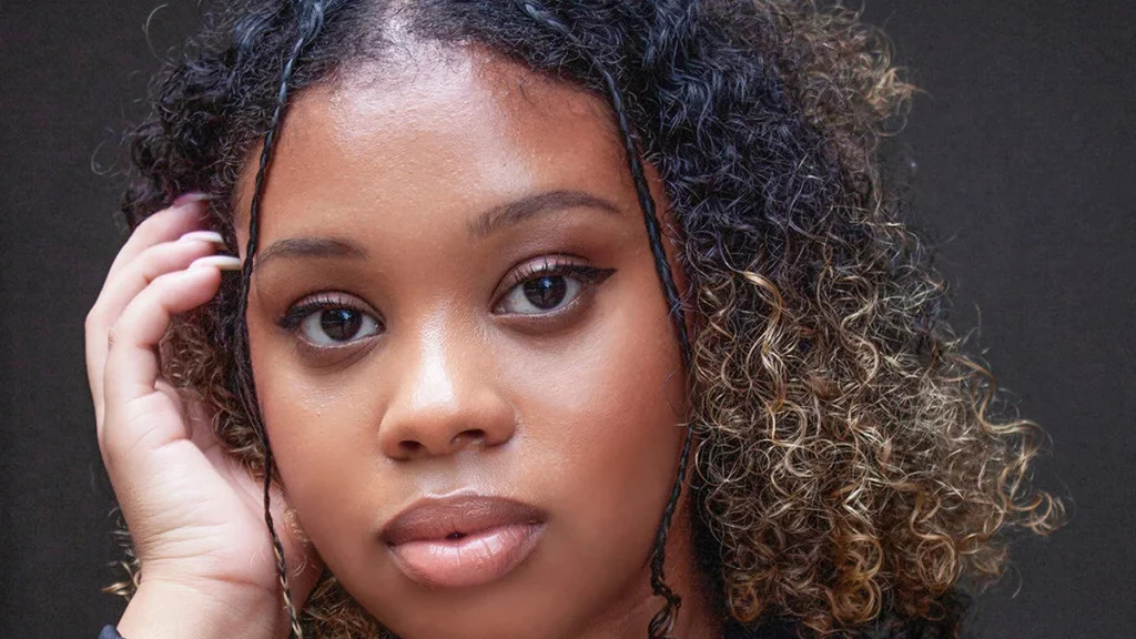 deareliz anahi moody